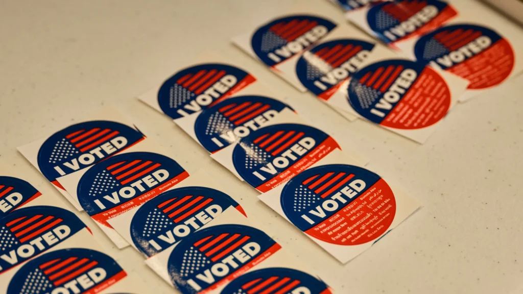 Httpsstatic01 nyt comimages20261027multimedia27nat calif ballot gzcj27nat calif ballot gzcj videosixteenbynine3000